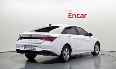 Hyundai Avante 2023, 12712 км, за 11400.66 USD