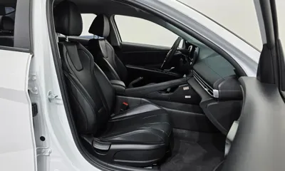Hyundai Avante 2023, 12712 км, за 11400.66 USD - фото 11