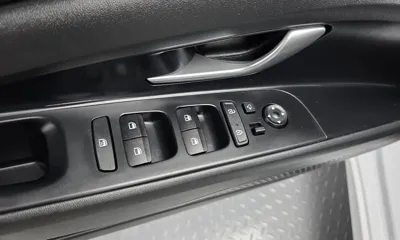 Hyundai Avante 2023, 12712 км, за 11400.66 USD - фото 31