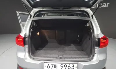 Volkswagen Tiguan 2013, 89666 км, за 5279.15 USD - фото 20