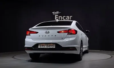 Hyundai Avante 2020, 38025 км, за 9441.94 USD