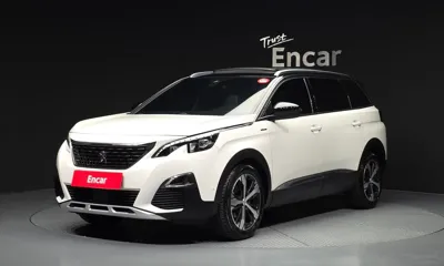 Peugeot 5008 · 2020 год