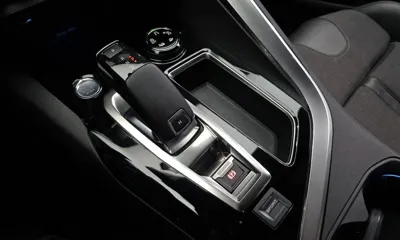 Peugeot 5008 2020, 78427 км, за 11384.35 USD - фото 9