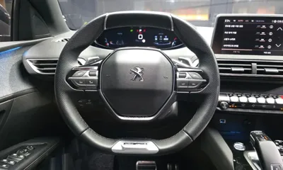 Peugeot 5008 2020, 78427 км, за 11384.35 USD - фото 13