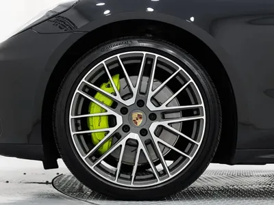 Porsche Panamera 2025, 14820 км, за 104886.05 USD