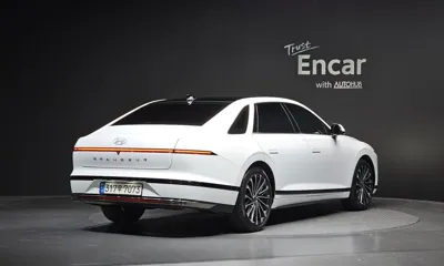 Hyundai Grandeur 2023, 18424 км, за 28846.77 USD