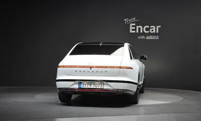 Hyundai Grandeur 2023, 18424 км, за 28846.77 USD