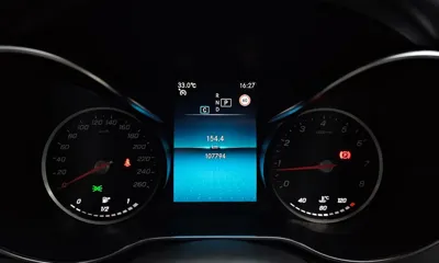 Mercedes-Benz C-Class 2020, 107794 км, за 12425.2 USD - фото 8