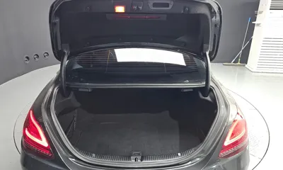Mercedes-Benz C-Class 2020, 107794 км, за 12425.2 USD - фото 20
