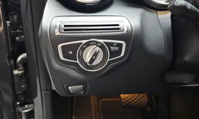 Mercedes-Benz C-Class 2020, 107794 км, за 12425.2 USD - фото 29