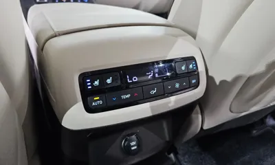 Hyundai Palisade 2022, 78914 км, за 17728.58 USD - фото 19