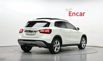 Mercedes-Benz GLA-Class 2018, 97310 км, за 8725.55 USD