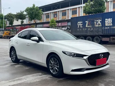 Mazda 3 Axela 2021, 60000 км, за 8676.48 USD