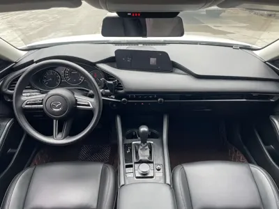 Mazda 3 Axela 2021, 60000 км, за 8676.48 USD - фото 6