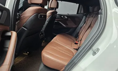 BMW X6 2024, 37416 км, за 60700.25 USD - фото 26