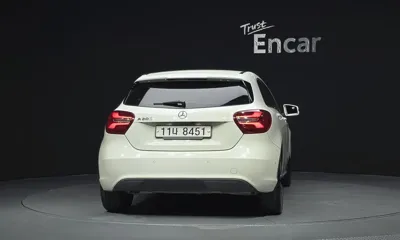 Mercedes-Benz A-Class 2018, 36042 км, за 9383.3 USD
