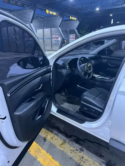 Hyundai Tucson 2021, 36000 км, за 15302.46 USD