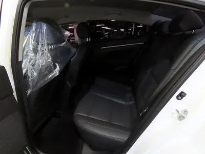 Hyundai Avante 2017, 52208 км, за 7090.82 USD - фото 7