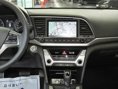 Hyundai Avante 2017, 52208 км, за 7090.82 USD - фото 11