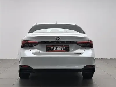 Toyota Avalon 2023, 67200 км, за 18657.67 USD