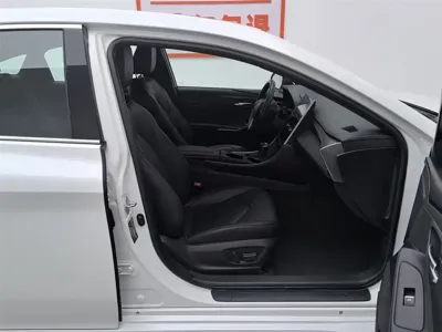 Toyota Avalon 2023, 67200 км, за 18657.67 USD - фото 23