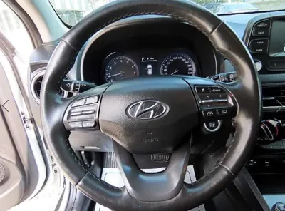Hyundai Kona 2022, 121966 км, за 8336.62 USD - фото 6
