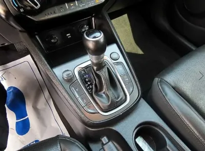 Hyundai Kona 2022, 121966 км, за 8336.62 USD - фото 8