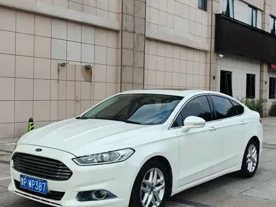 Ford Mondeo · 2015 год