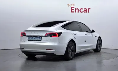 Tesla Model 3 2022, 77438 км, за 23959.56 USD