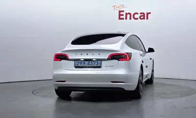 Tesla Model 3 2022, 77438 км, за 23959.56 USD