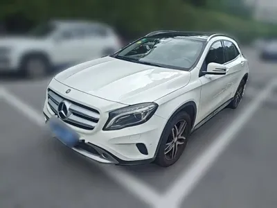 Mercedes-Benz GLA 2017, 97800 км, за 7548.41 USD