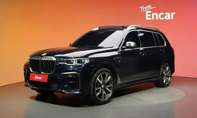 BMW X7 · 2022 год