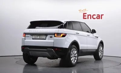 Land Rover Range Rover Evoque 2018, 124212 км, за 8060.12 USD
