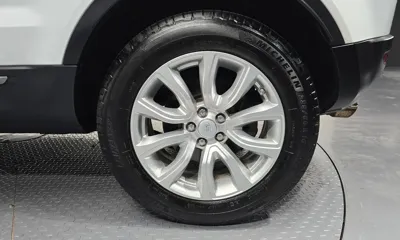 Land Rover Range Rover Evoque 2018, 124212 км, за 8060.12 USD