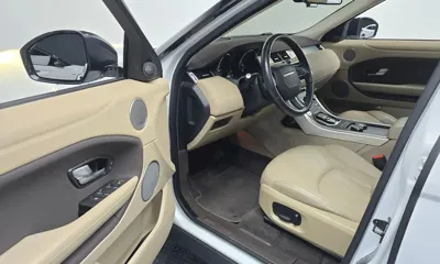 Land Rover Range Rover Evoque 2018, 124212 км, за 8060.12 USD - фото 11