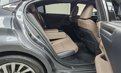 Lexus ES 2024, 24939 км, за 33153.47 USD - фото 12