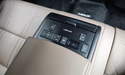 Lexus ES 2024, 24939 км, за 33153.47 USD - фото 18