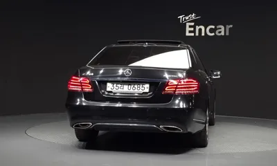 Mercedes-Benz E-Class 2016, 366327 км, за 4877.25 USD