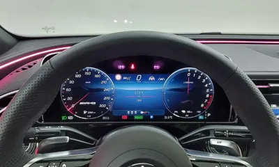 Mercedes-Benz E-Class 2026, 289 км, за 81396.88 USD - фото 8