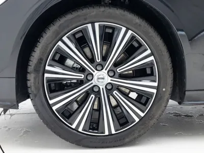 Volvo S90 2024, 16096 км, за 31125.8 USD - фото 6