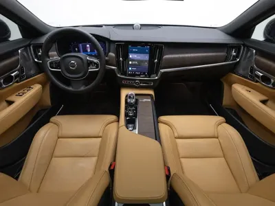 Volvo S90 2024, 16096 км, за 31125.8 USD - фото 7