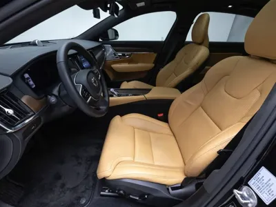 Volvo S90 2024, 16096 км, за 31125.8 USD - фото 9