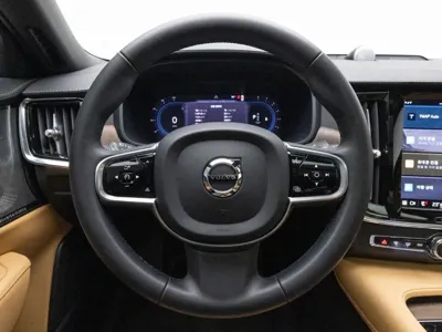 Volvo S90 2024, 16096 км, за 31125.8 USD - фото 11