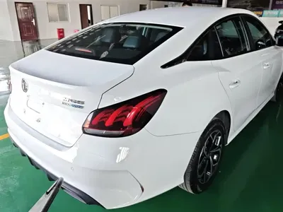 MG MG5 2022, 39300 км, за 6630.41 USD