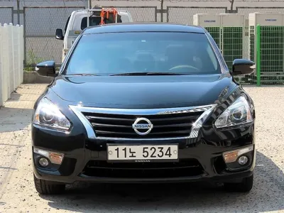 Nissan Altima · 2015 год