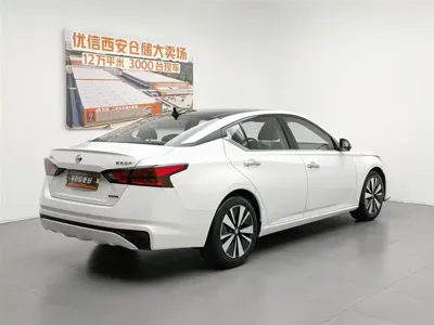 Nissan Teana 2021, 90900 км, за 10192.03 USD