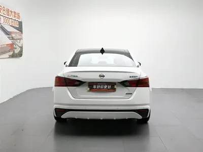 Nissan Teana 2021, 90900 км, за 10192.03 USD