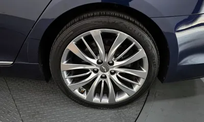 Genesis G80 2019, 71229 км, за 13596.95 USD