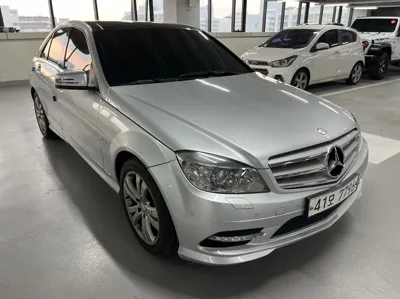Mercedes-Benz C-Class 2011, 71891 км, за 3237.53 USD