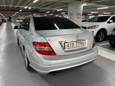 Mercedes-Benz C-Class 2011, 71891 км, за 3237.53 USD - фото 7